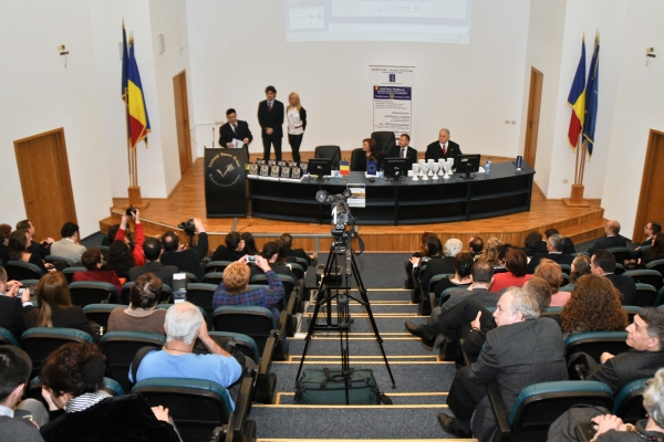 Clubul Suporterilor Regiunii Dunarii.jpg Clubul SUERD.jpg